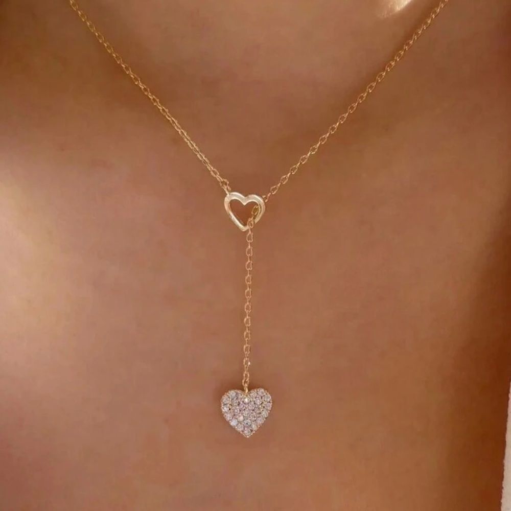 Elegant Heart Necklace A1403